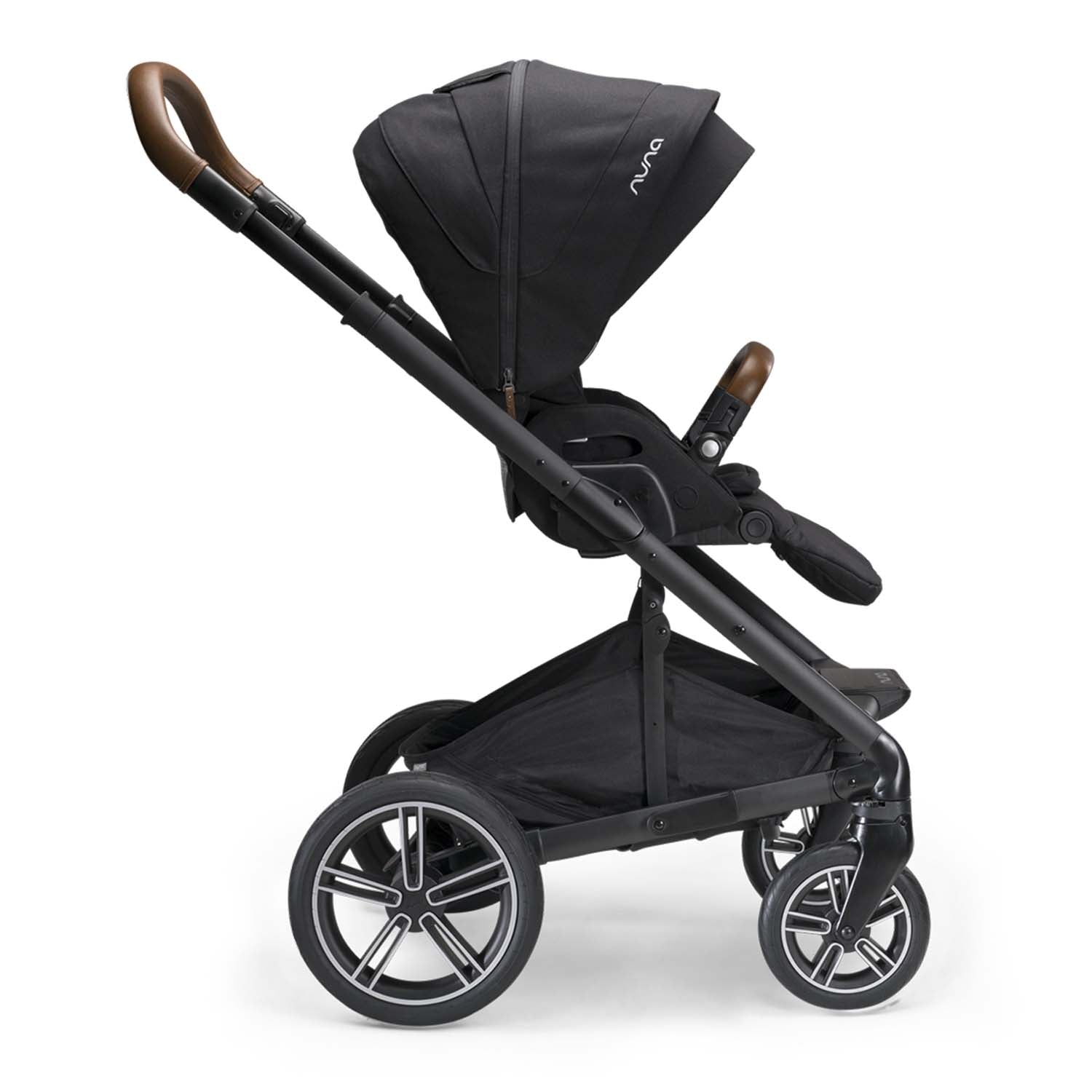 Coche Paseo Mixx Next Caviar Nuna